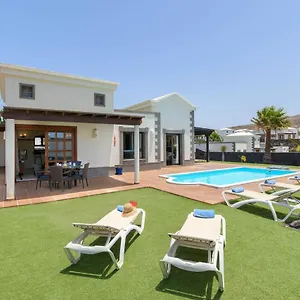  Villa Esterlicia