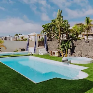  Villa Alba De Luxe