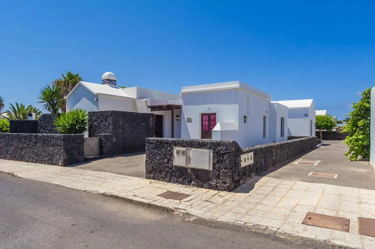 Villa Dorada By Villa Plus Playa Blanca  0*, Playa Blanca (Lanzarote)
